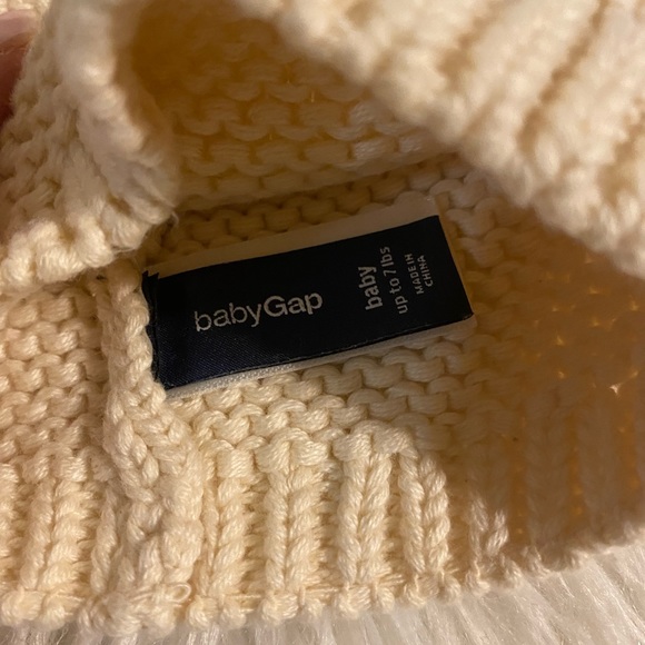 Baby gap soft knit hats bundle - Picture 7 of 9